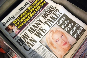 Example of a Daily Mail Headline