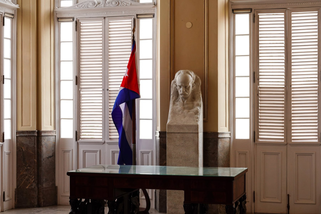 Cuban Foreign Minister, Bruno Rodriguez, has blasted US visa restrictions imposed on five Cuban officials.