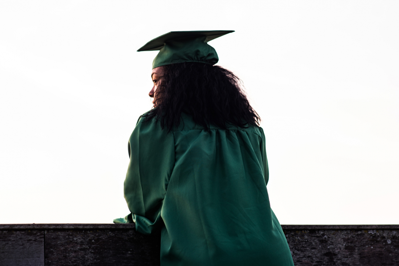 A new UK visa rule has been announced that opens the door for top foreign graduates to work in Britain.