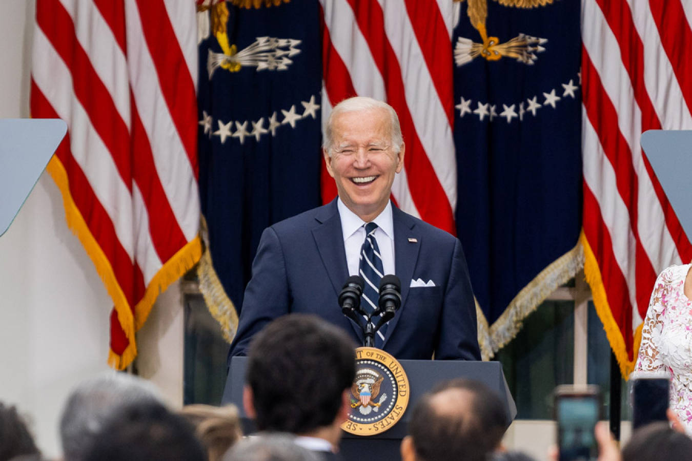 The Biden administration has agreed to complete part of Donald Trump’s anti-immigrant border wall.