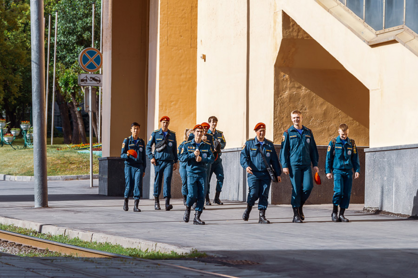 The US has hit 511 Russian military officers operating in Zaporizhzhia and Mariupol with US visa sanctions.