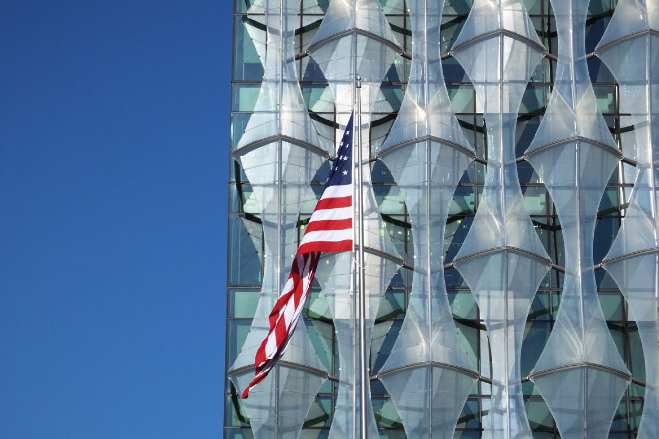 Huge delays in US visa processing at Embassies and Consulates affecting US employers and L1, H1B, E2 visa, and immigrant visa applicants around the World. US Embassy, Nine Elms Lane, Vauxhall